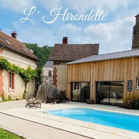 Pool House-L'Hirondelle De Sermizelles- Grand Jardin, Calme Et Nature Aux Portes Du Morvan Экстерьер фото
